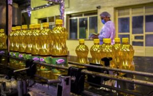 کمبود روغن در بازار؛گران فروشی از سوی کارخانجات