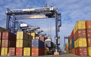 مهلت ۵ روزه گمرک برای ترخیص کالاهای اساسی