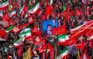 قیام  به احترام آقای شهیدمان