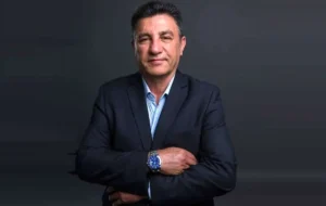 چالش جدید در فدراسیون فوتبال / چرا تکلیف قلعه‌نویی مشخص نمی‌شود؟