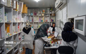 بیمارستان‌های سیار مجهز سپاه در مهران، خسروی و باشماق مستقر است