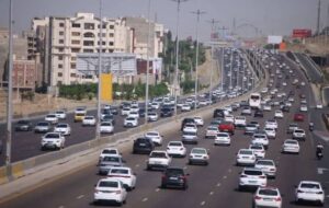 تردد بیش از ۱۹ میلیون خودرو از محورهای مواصلاتی استان البرز در مرداد ماه امسال 