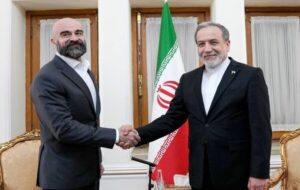 دیدار و گفتگوی رئیس اتحادیه میهنی کردستان عراق با عراقچی