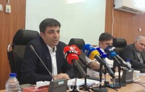 عضو انجمن شرکت‌های حمل‌ونقل در پاسخ به بازار مطرح کرد
                افزایش ۱۵۰ درصدی هزینه‌های حمل‌ونقل صادراتی| کامیون‌ها در مرز ریمدان ۴۰ روز معطل هستند